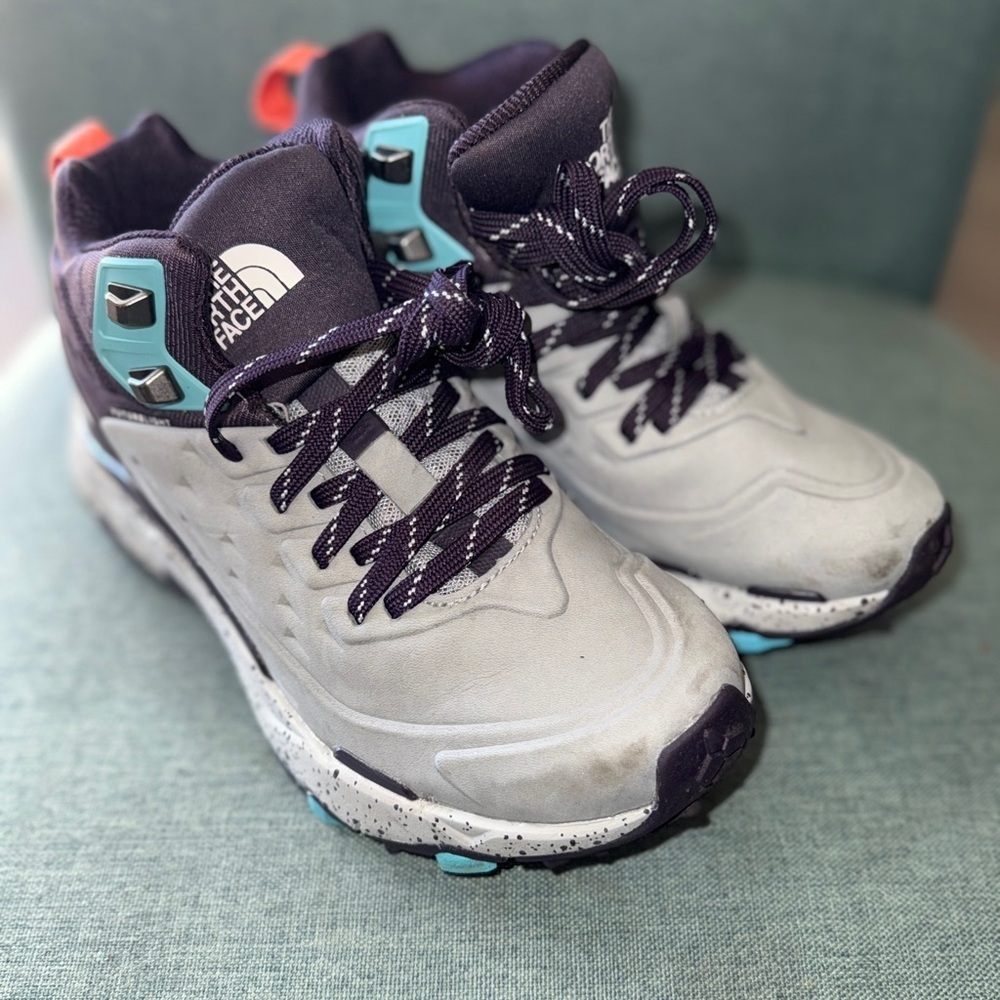 North Face VECTIV Exploris FUTURELIGHT Mid Hiking  Grey/Dark/purple Eggplant